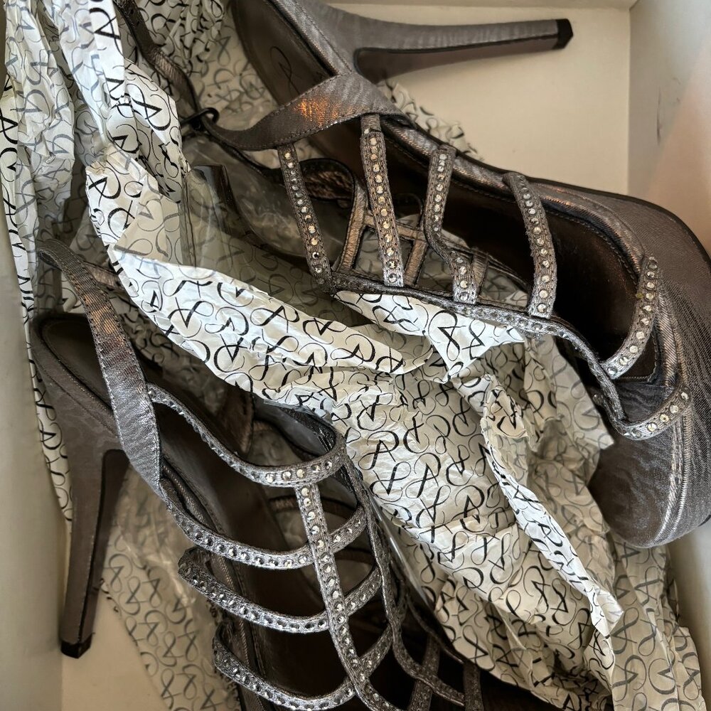 Adrianna Papell Cage Shoes Size 9.5